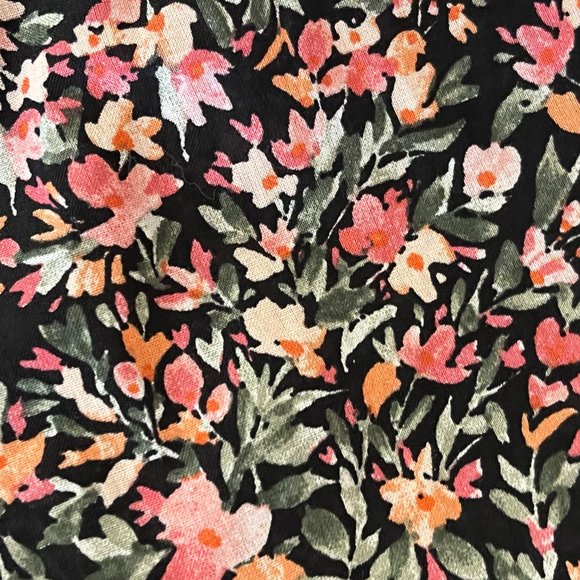 NWT BB Dakota Steve Madden Floral Sleeveless Top Ruffle Detail Size Large V-Neck - Picture 8 of 11